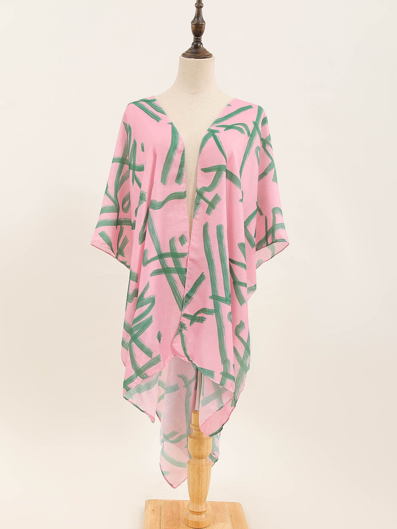 AKA Shawl - Pretty Brush print kimono